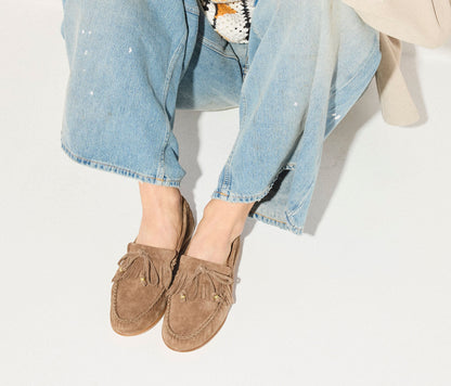 FREDA SALVADOR CELESTE FRINGE LOAFER