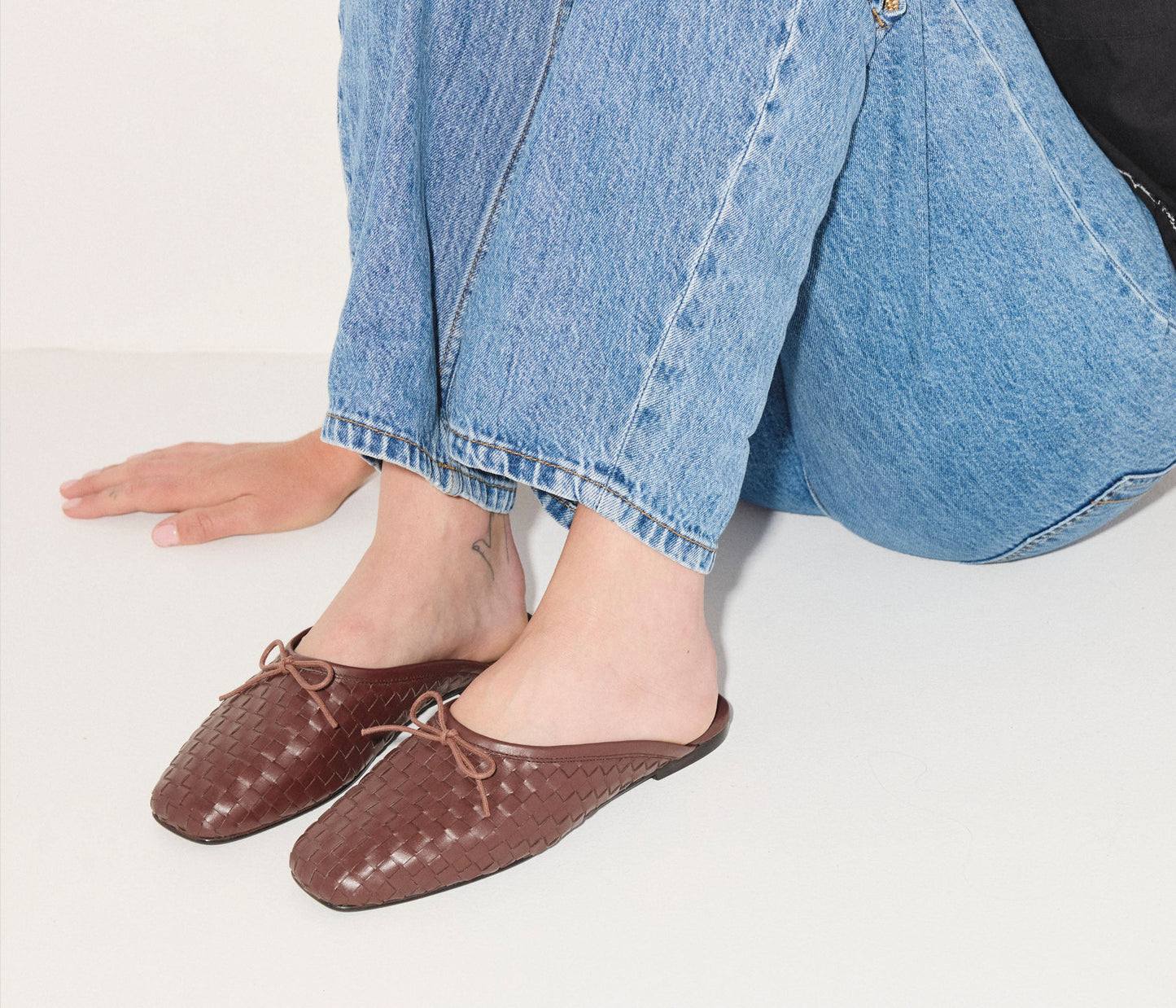 FREDA SALVADOR CAMMIE WOVEN MULE