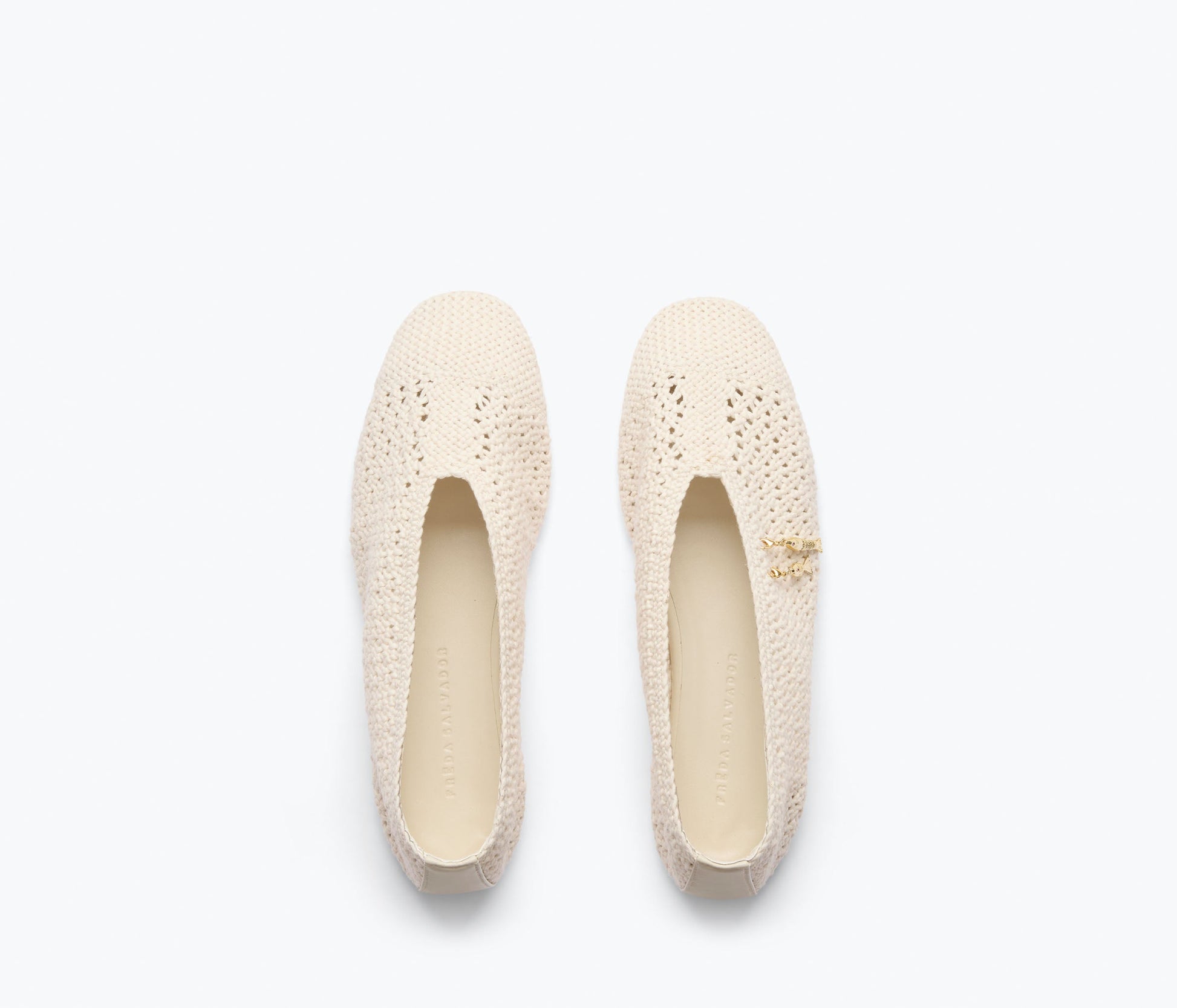 FREDA SALVADOR DAISY CROCHET FLAT