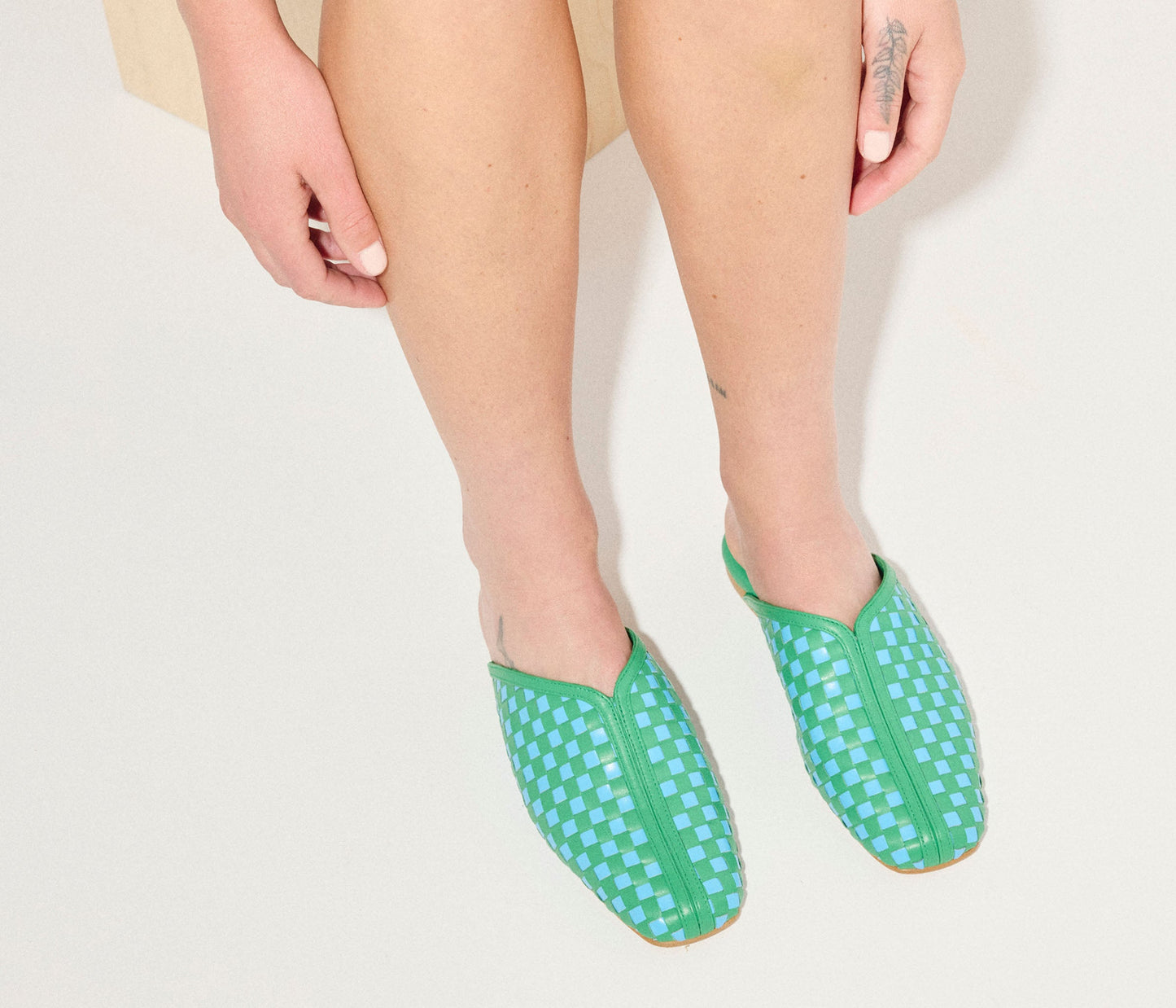 FREDA SALVADOR SAANVI WOVEN LEATHER SLIDE