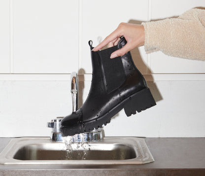 FREDA SALVADOR BROOKE RAIN RESISTANT BOOT