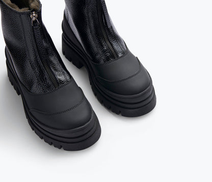 FREDA SALVADOR CALEB SHEARLING LUG BOOT