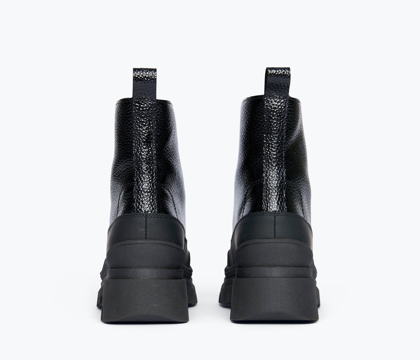 FREDA SALVADOR CALEB SHEARLING LUG BOOT