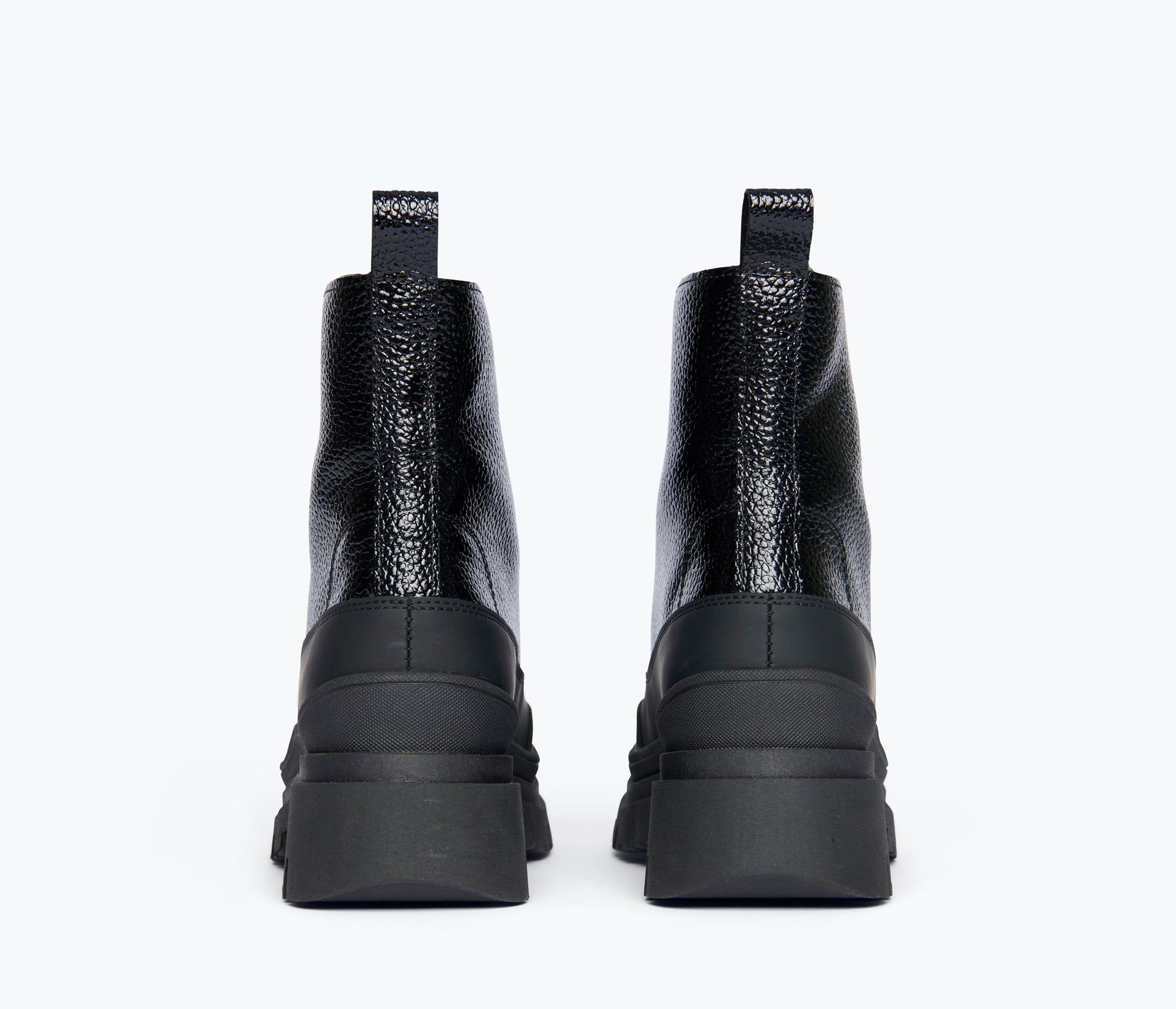 FREDA SALVADOR CALEB SHEARLING LUG BOOT