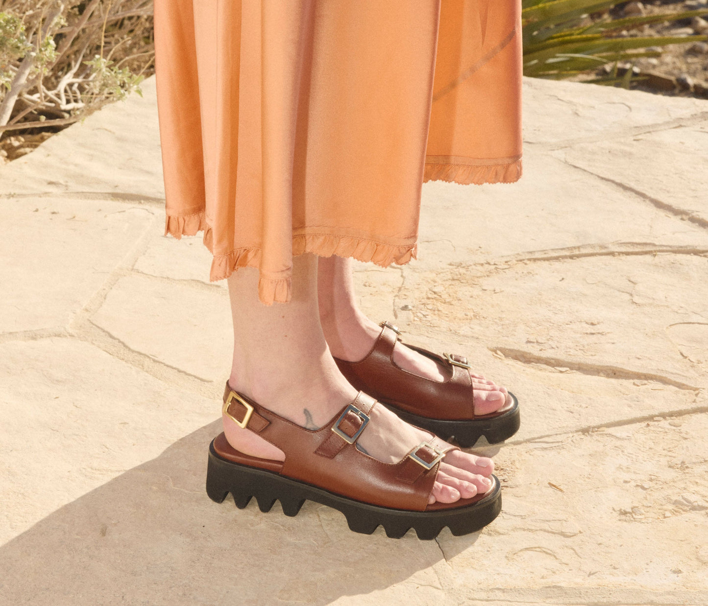 FREDA SALVADOR MINDY LUG SOLE SANDAL