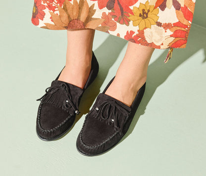 FREDA SALVADOR CELESTE FRINGE LOAFER