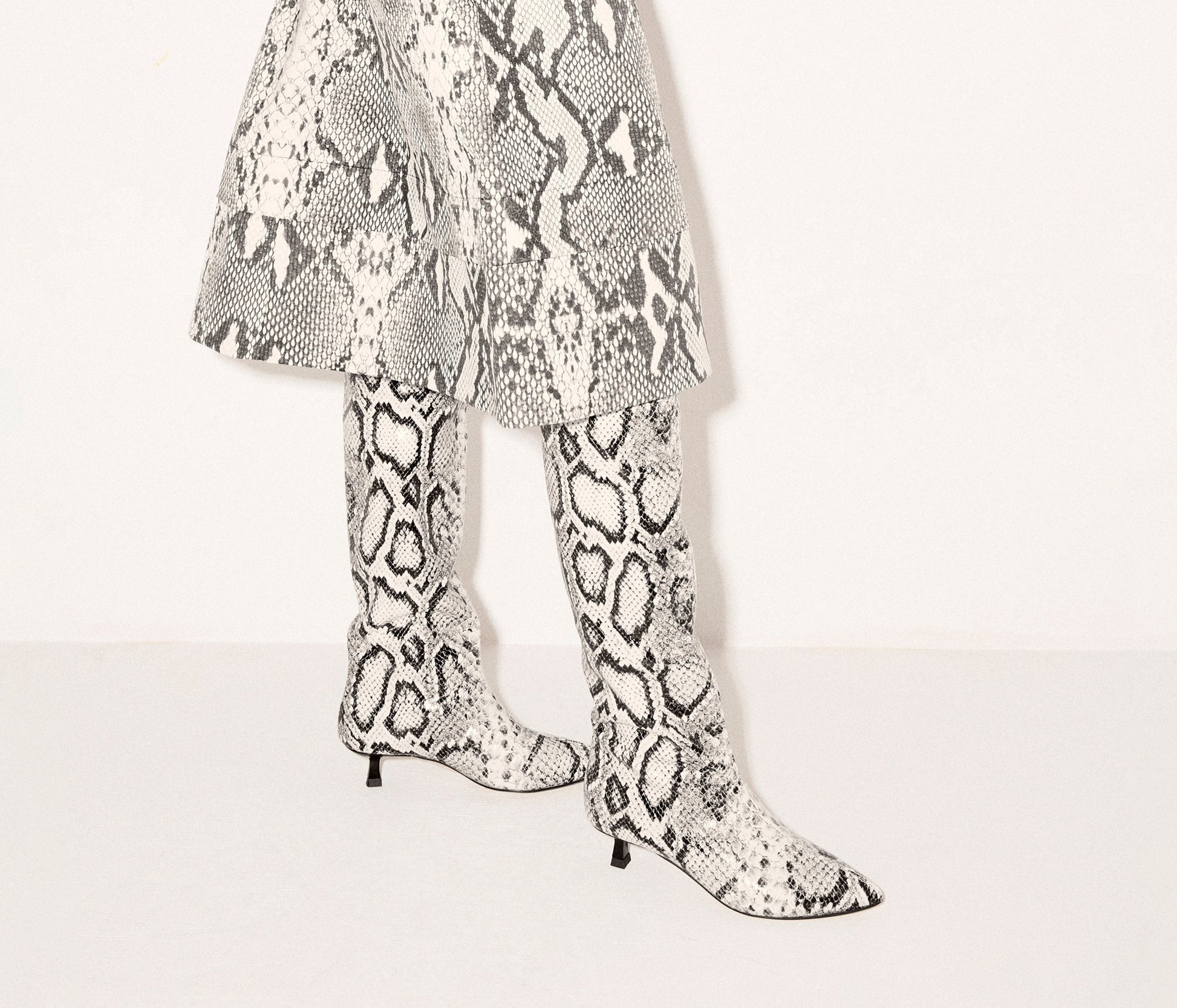 FREDA SALVADOR ROBYN TALL BOOT