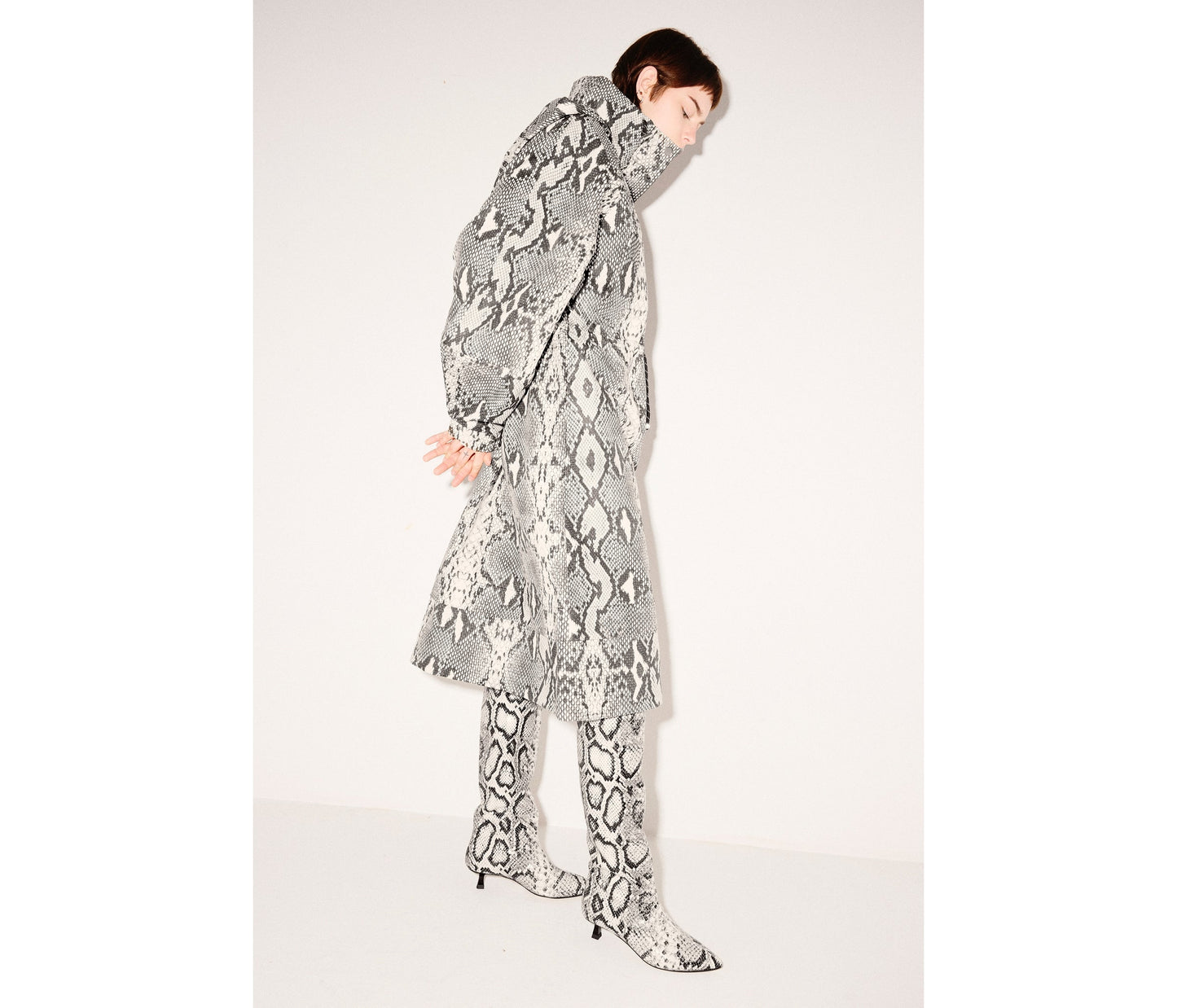 FREDA SALVADOR ROBYN TALL BOOT