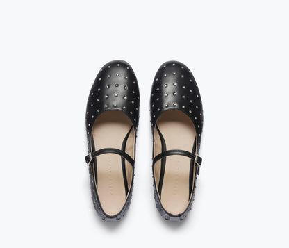 FREDA SALVADOR AUBREY MARY JANE FLAT