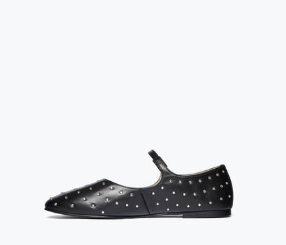 FREDA SALVADOR AUBREY MARY JANE FLAT